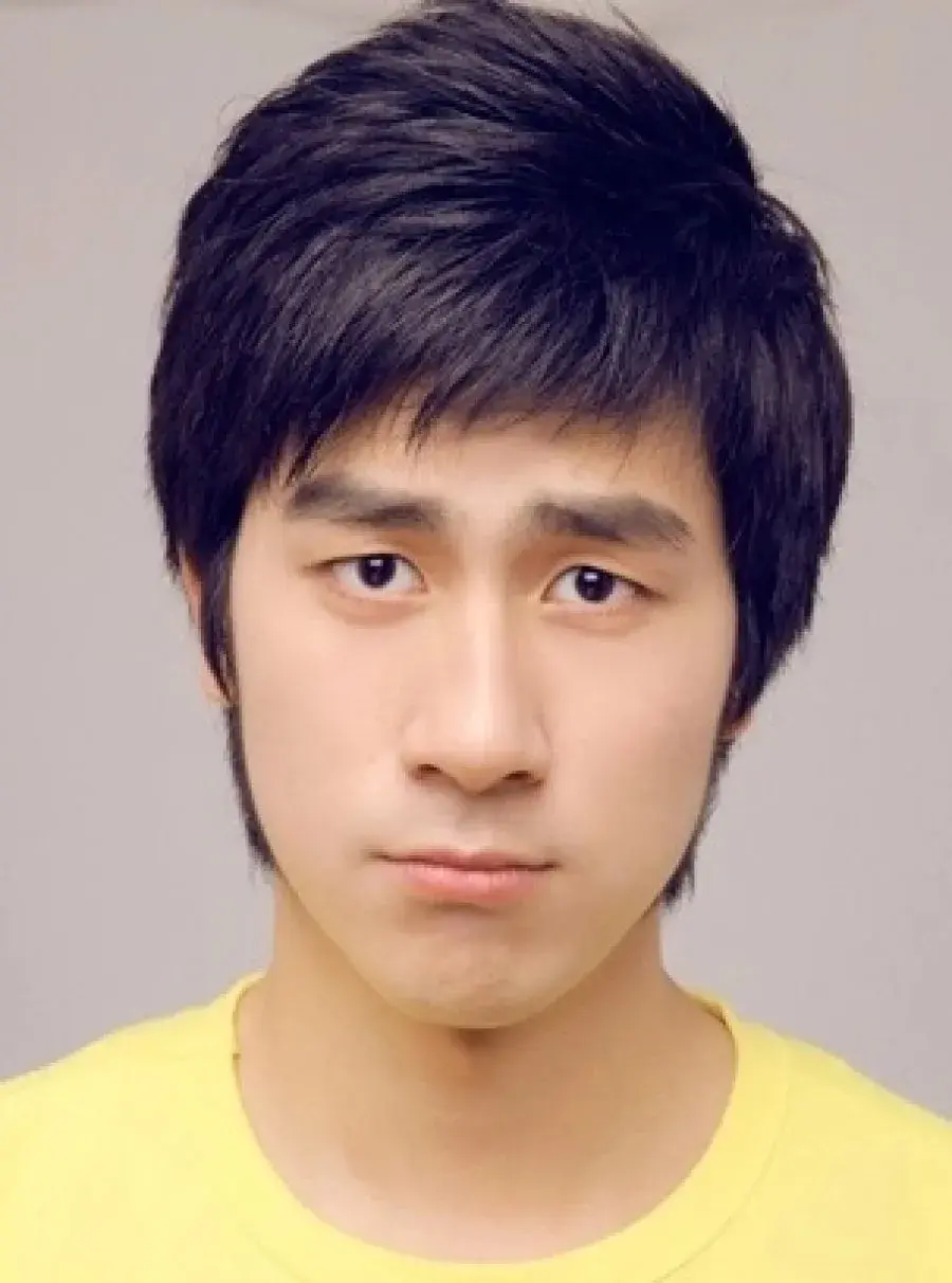بیوگرافی Li Jun Wei