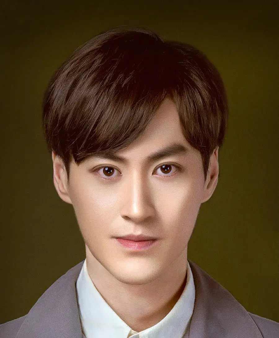 بیوگرافی Li Jun Yi