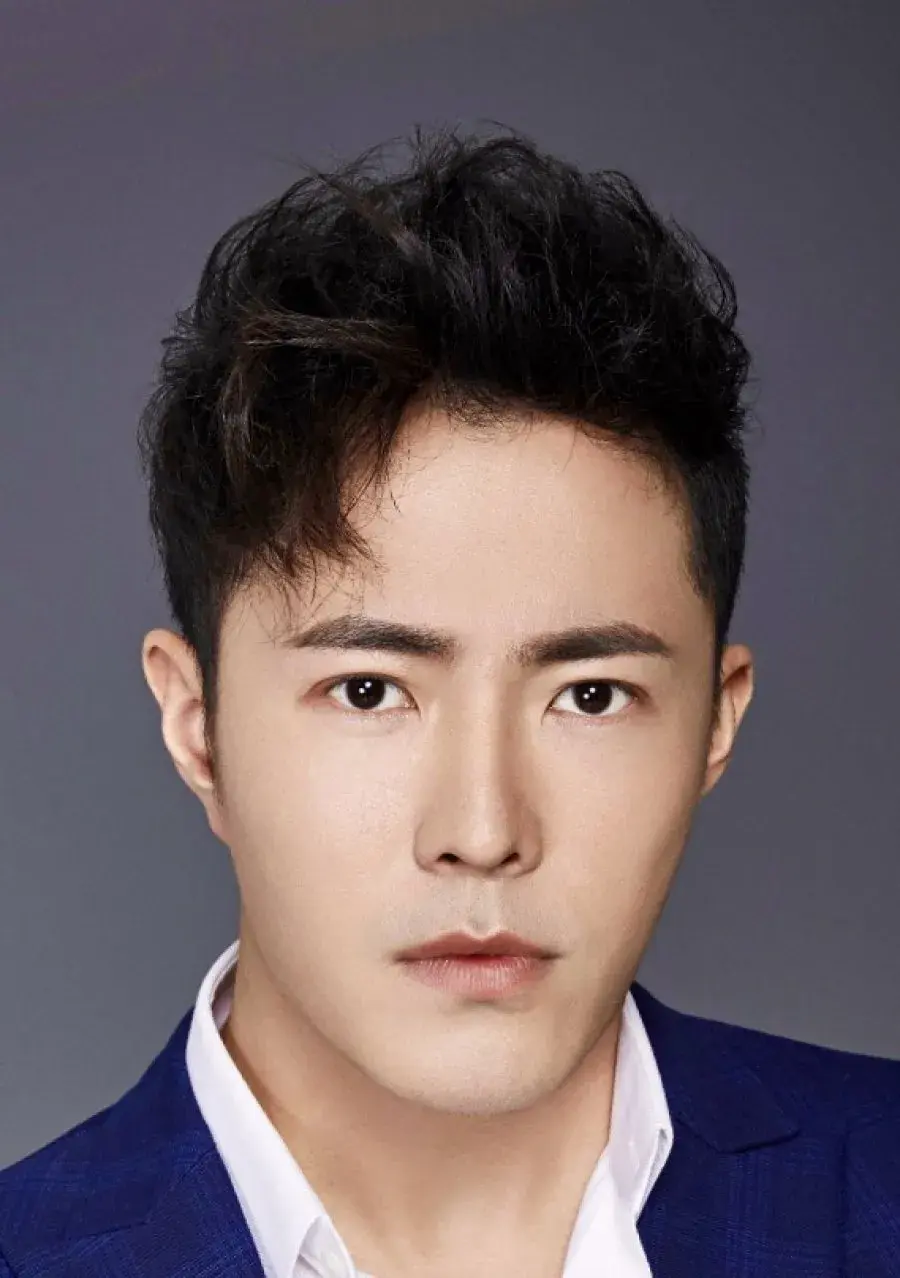 بیوگرافی Zhang Zi Wen