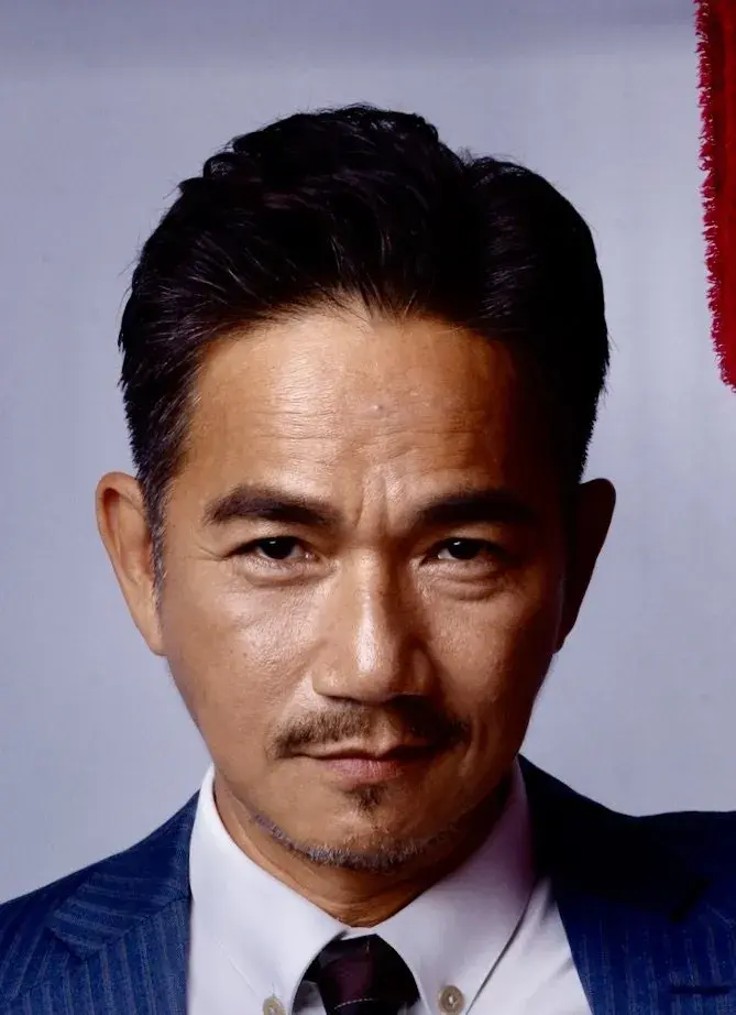 بیوگرافی Lok Dat Wah