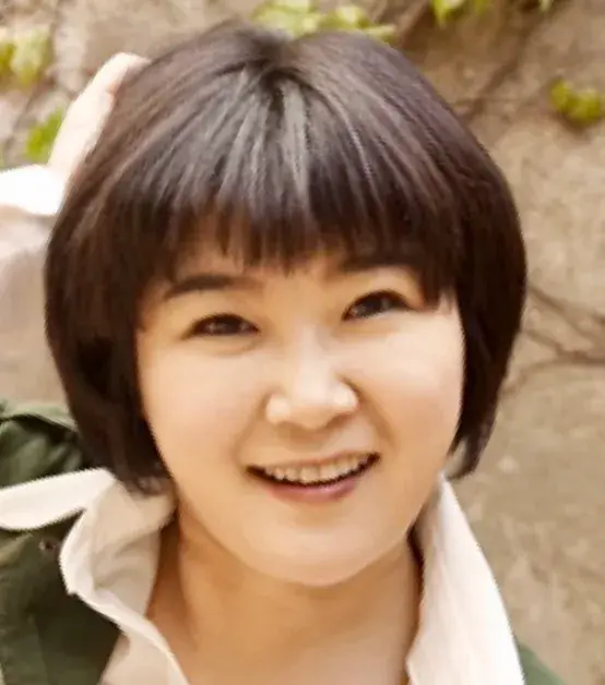بیوگرافی Kim Do Yeon
