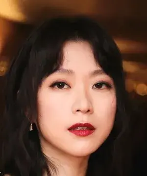 بیوگرافی Huang Lu