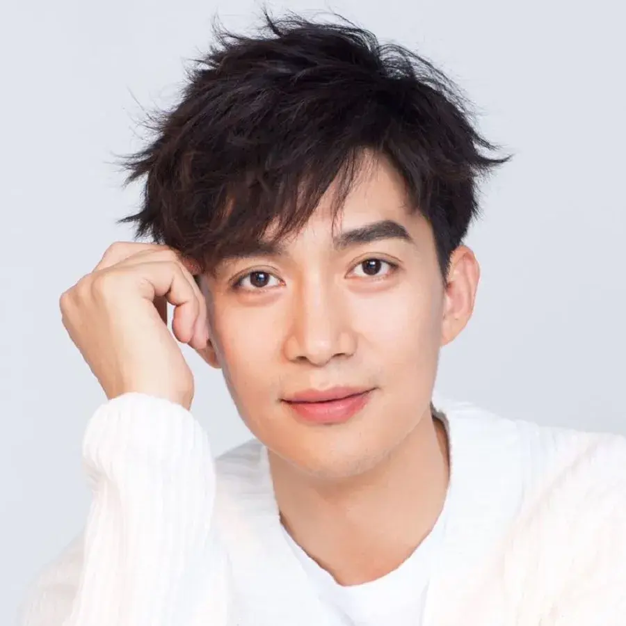 بیوگرافی Li Zhi