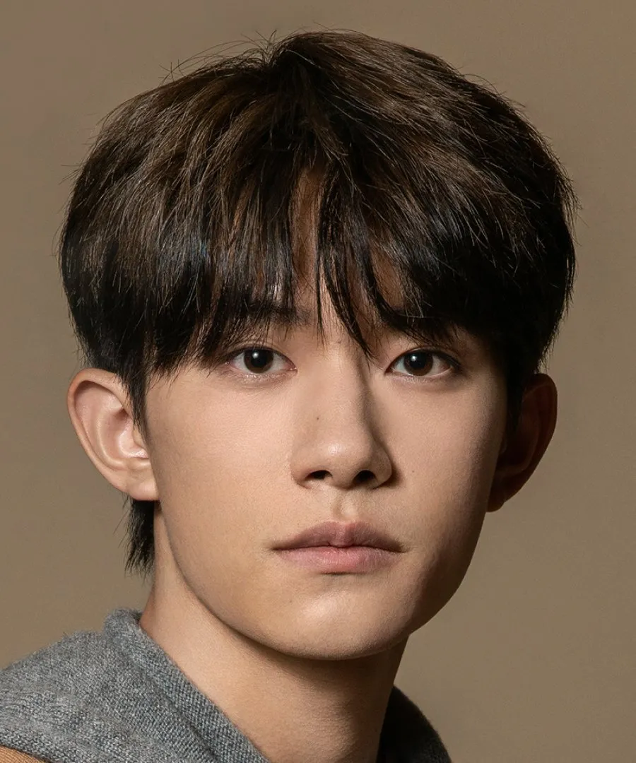 Yi Yang Qian Xi