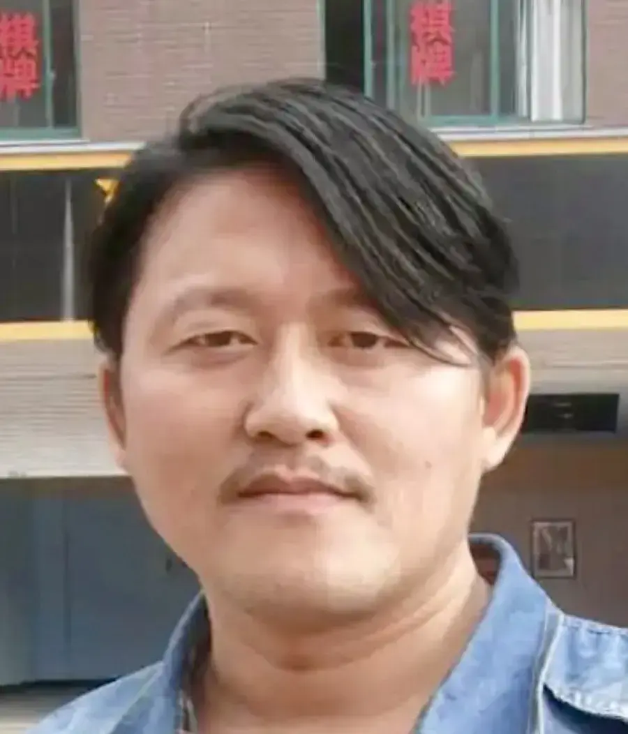 بیوگرافی Li Jing
