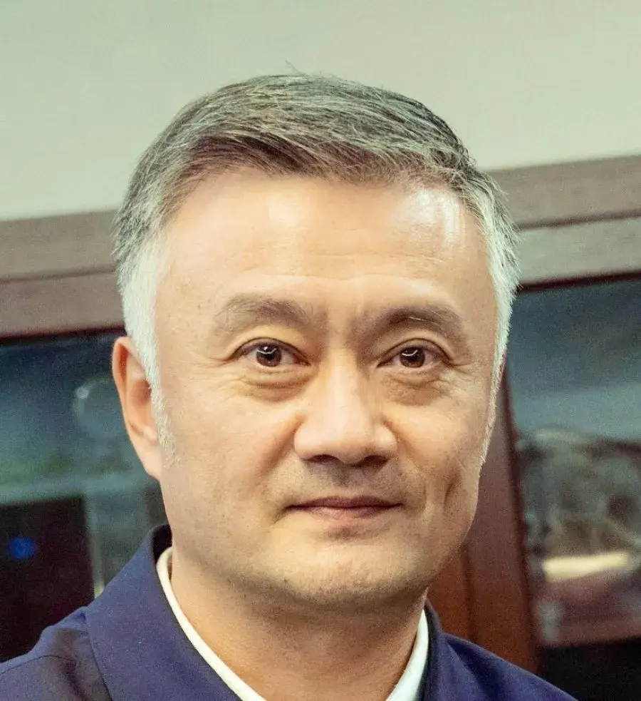 بیوگرافی Cao Wei Yu