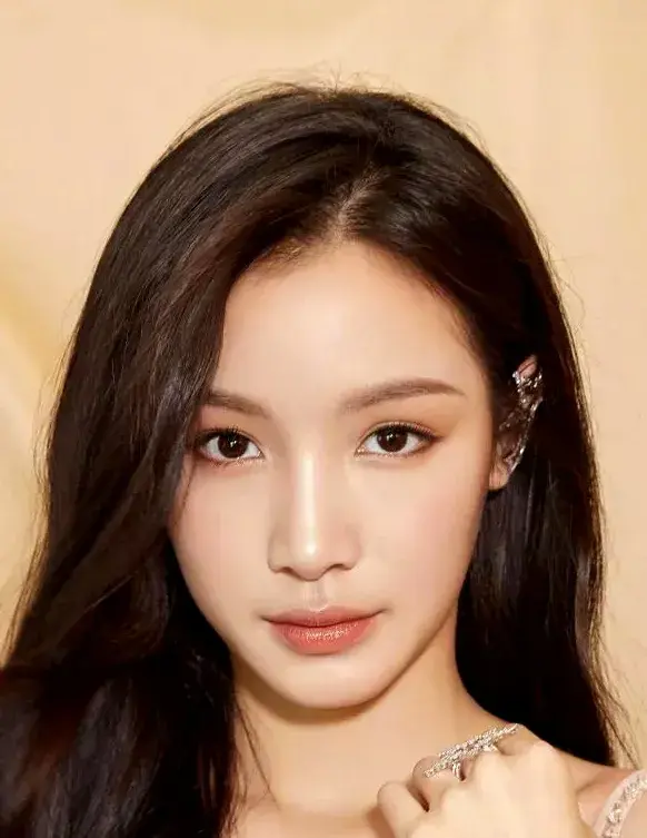 بیوگرافی Zhang Nan