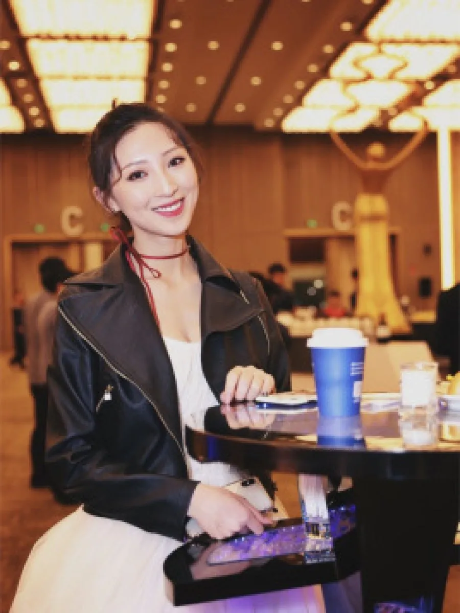 Xie Xin Bei