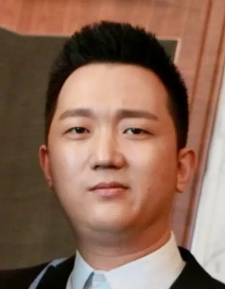 بیوگرافی Yi Yun He