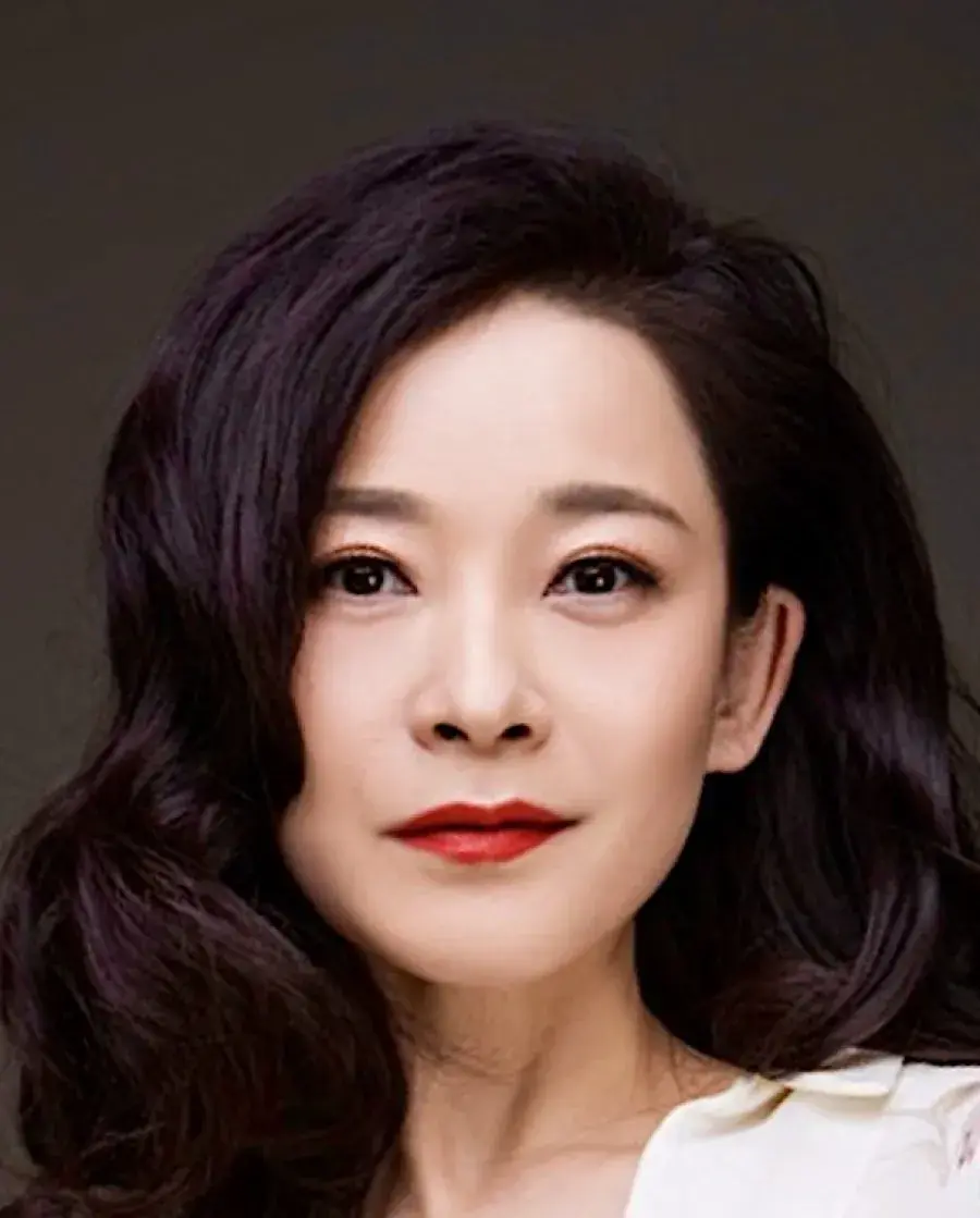 بیوگرافی Shi Yue Ling