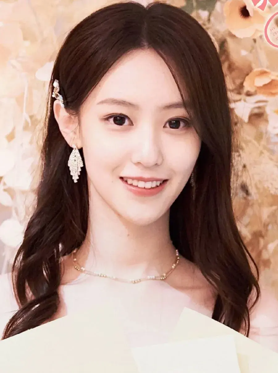 بیوگرافی Chen Qian Yu