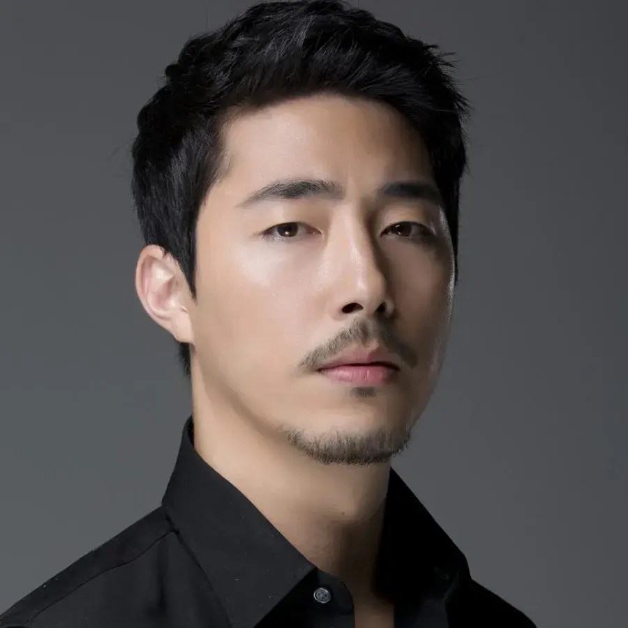 بیوگرافی Song Wook Kyung