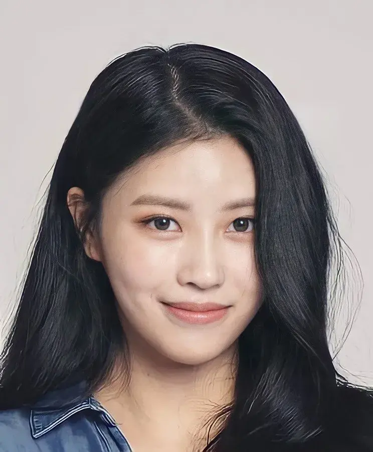 بیوگرافی Lee Mi Joo