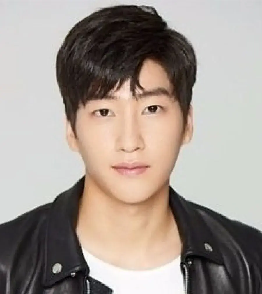 بیوگرافی Jung Soo Hwan