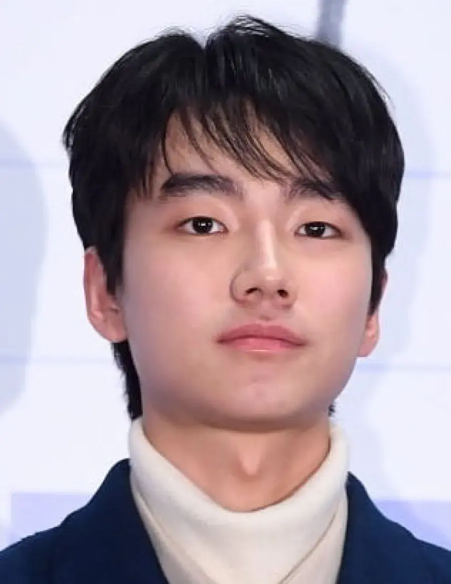 بیوگرافی Sung Yoo Bin