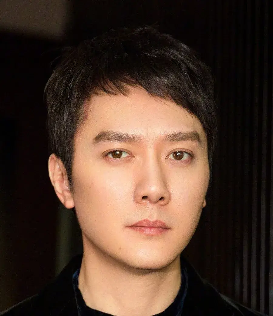 بیوگرافی Feng Wei