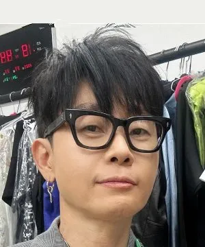 Lee Seung Hwan