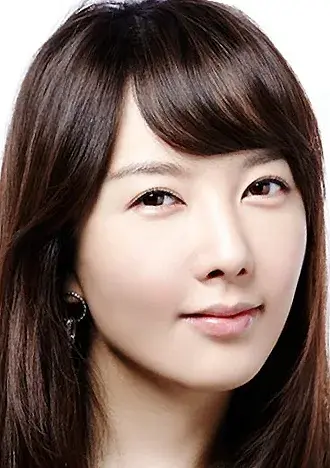 بیوگرافی Jo Hyo Kyung