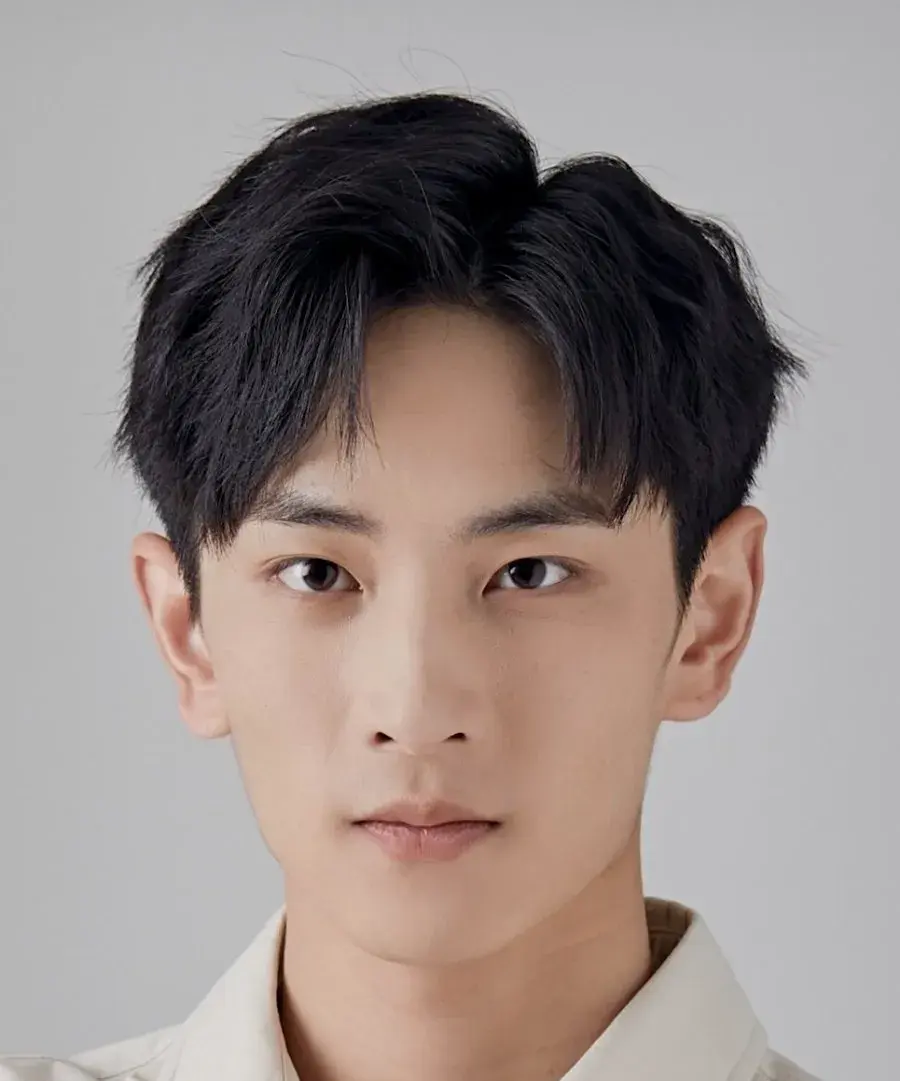 بیوگرافی Tong Jia Hao