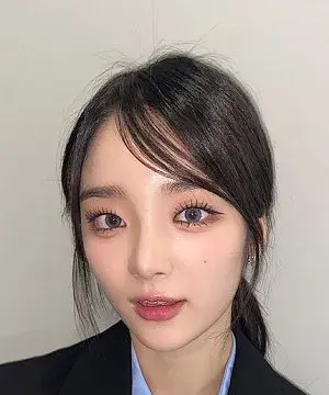 بیوگرافی Choi Ji Won