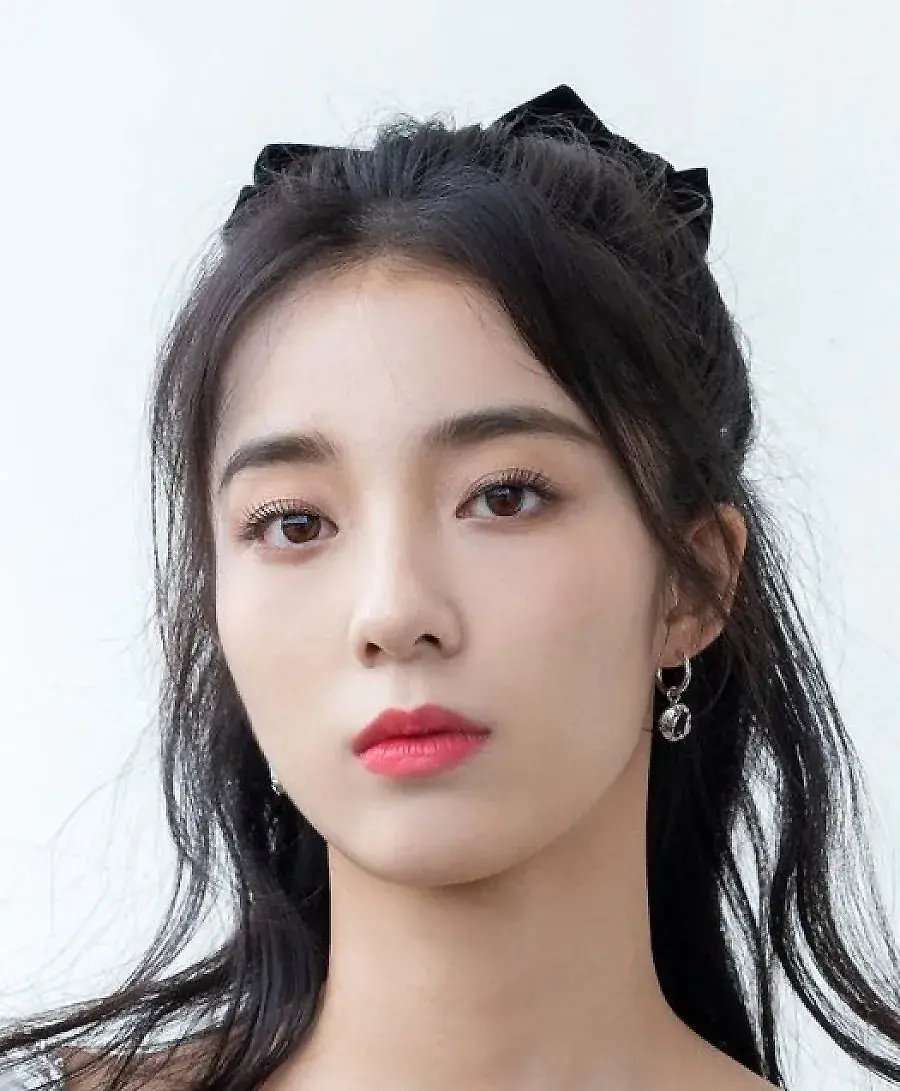 بیوگرافی Wan Peng