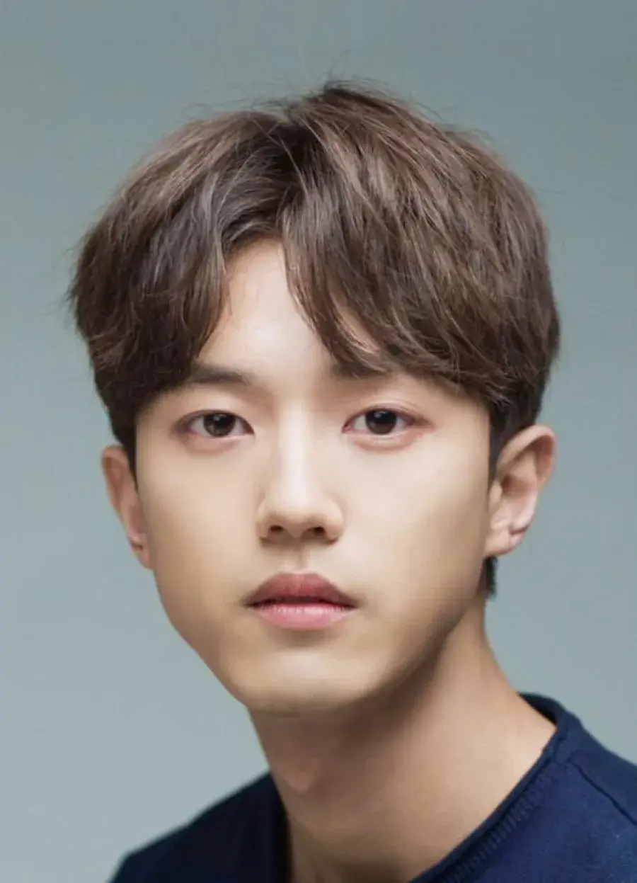 بیوگرافی Yang Byeong Yeol