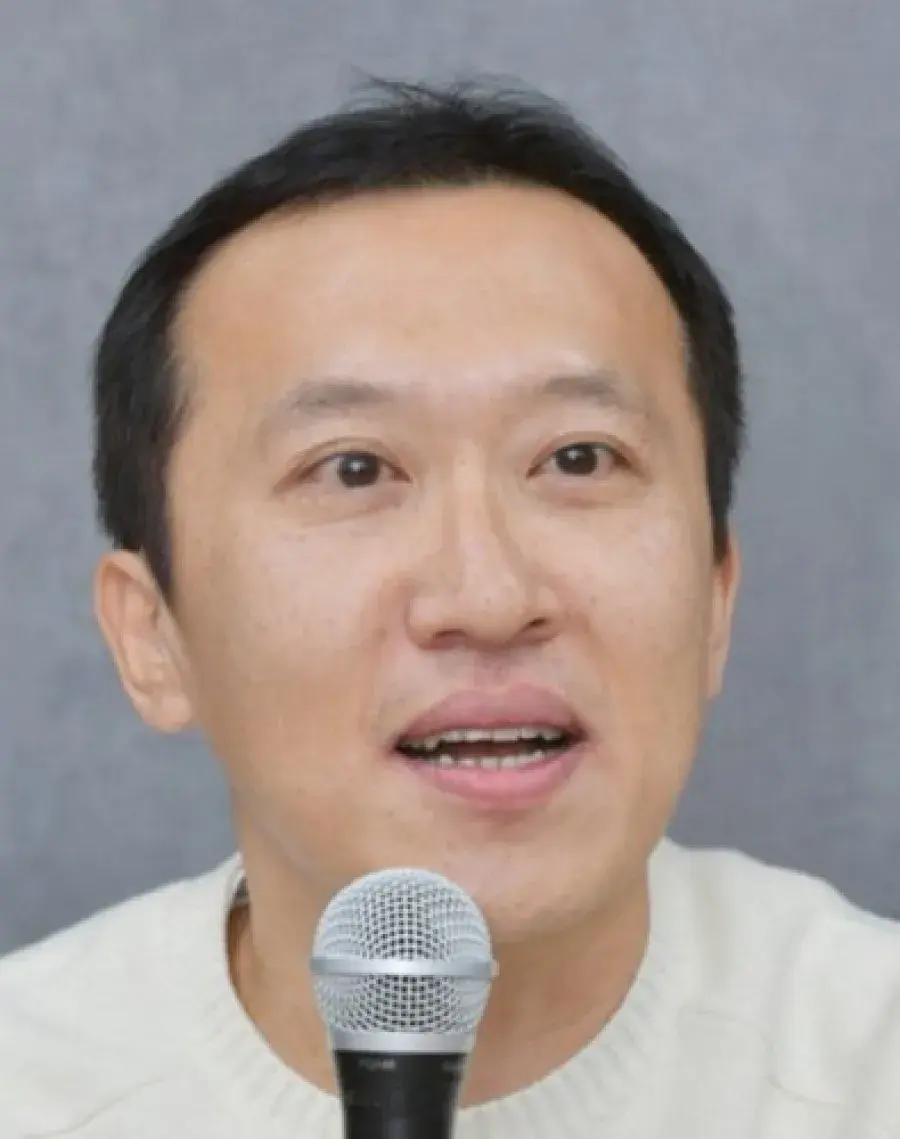 بیوگرافی Cha Young Hoon