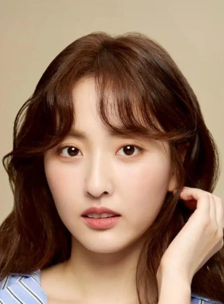 بیوگرافی Na Hae Ryung