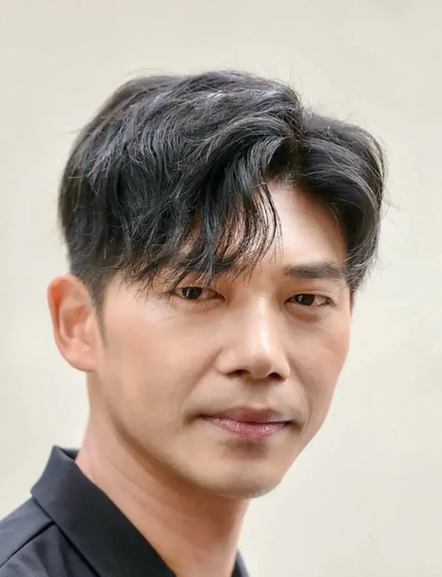 بیوگرافی Ji Seung Hyun