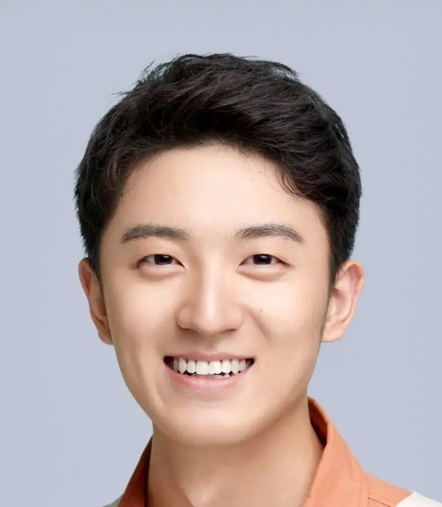 بیوگرافی Li Dian Zun