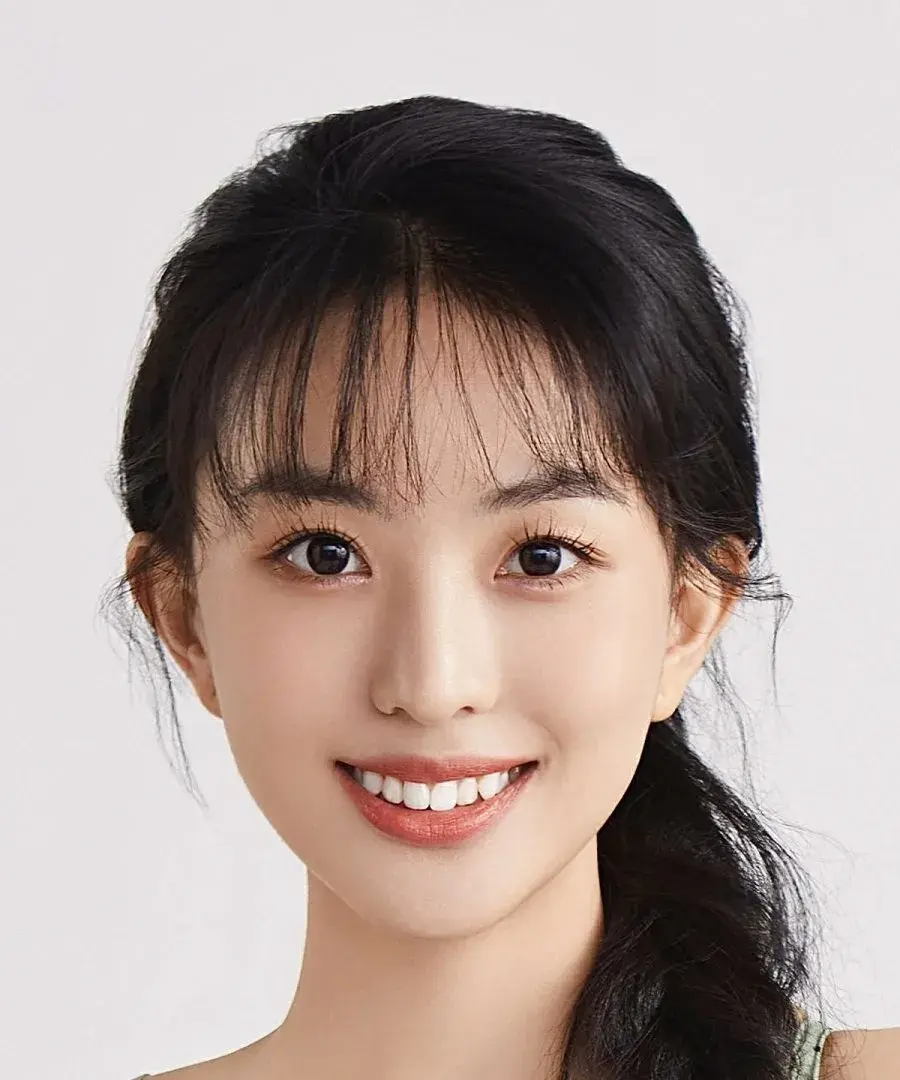 بیوگرافی Lu Meng Lin