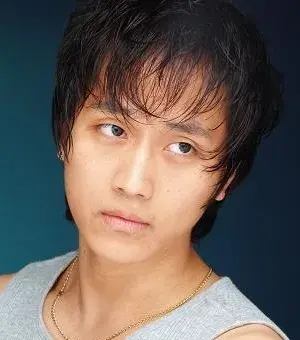 بیوگرافی Lee Do Hyun