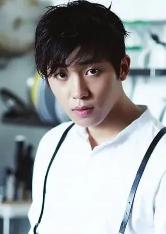 بیوگرافی Choi Jong Hyeon