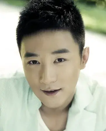 بیوگرافی Zhang Zhuo Wen