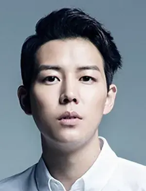 بیوگرافی Shin Ji Hoon
