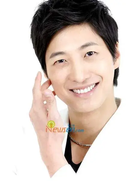 بیوگرافی Jung Sung Woon