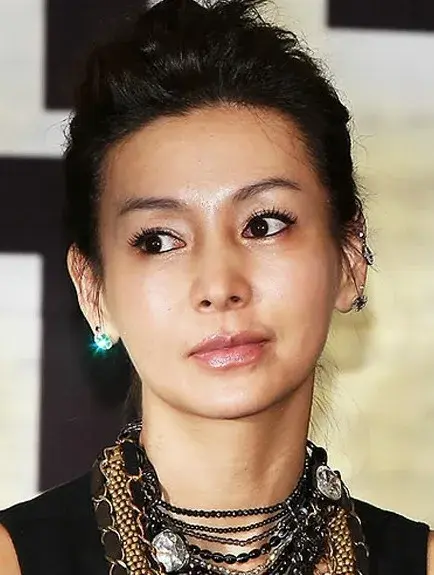 بیوگرافی Hwang Jung Man