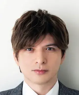 بیوگرافی Shirota Fernandez Yu