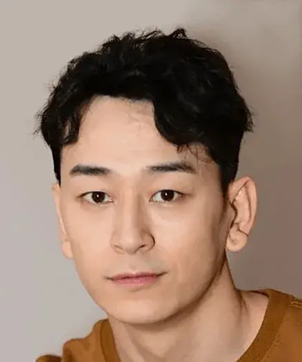 بیوگرافی Yang Yu