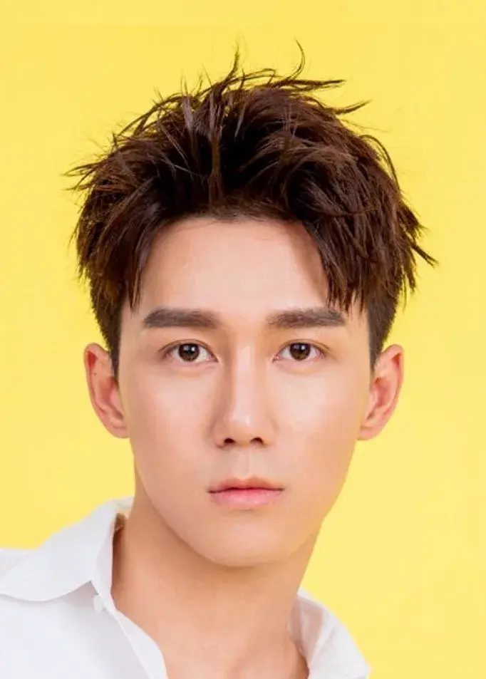 بیوگرافی Wang Zhe