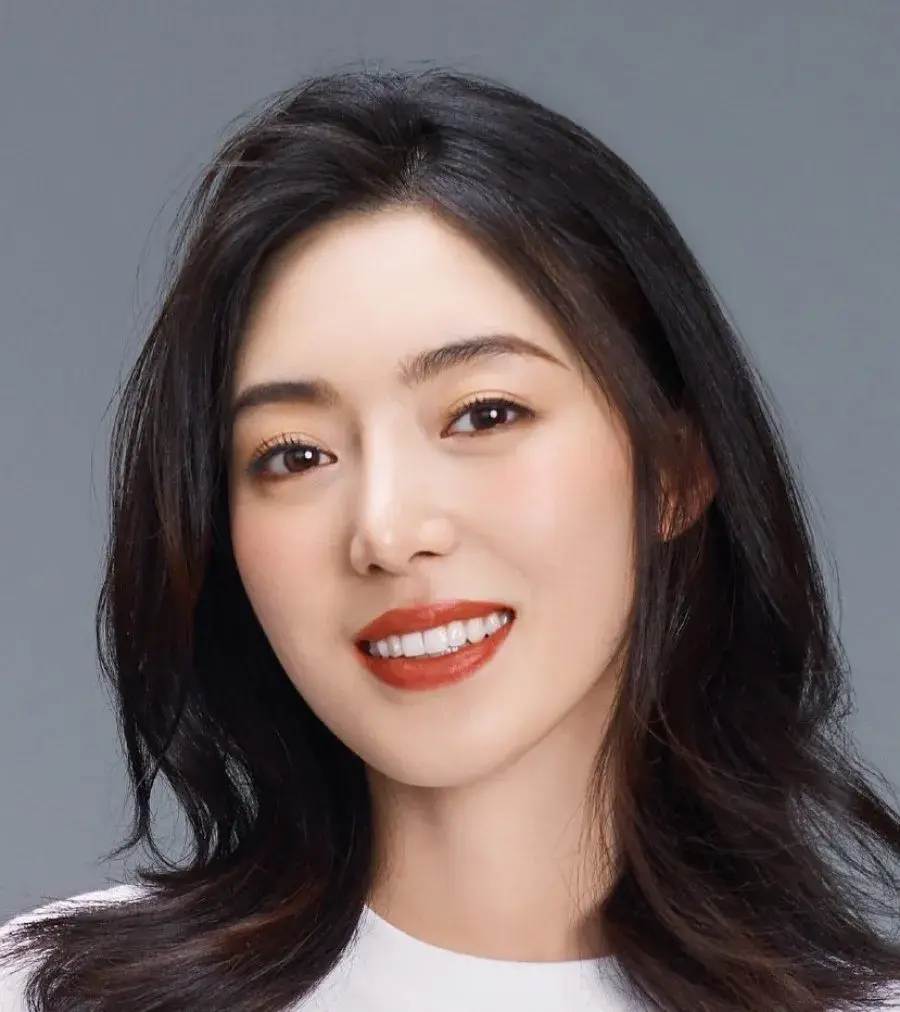 بیوگرافی He Mei Xuan