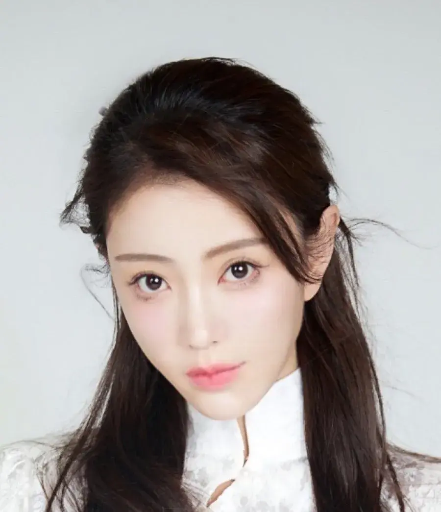بیوگرافی Li Yu Yang