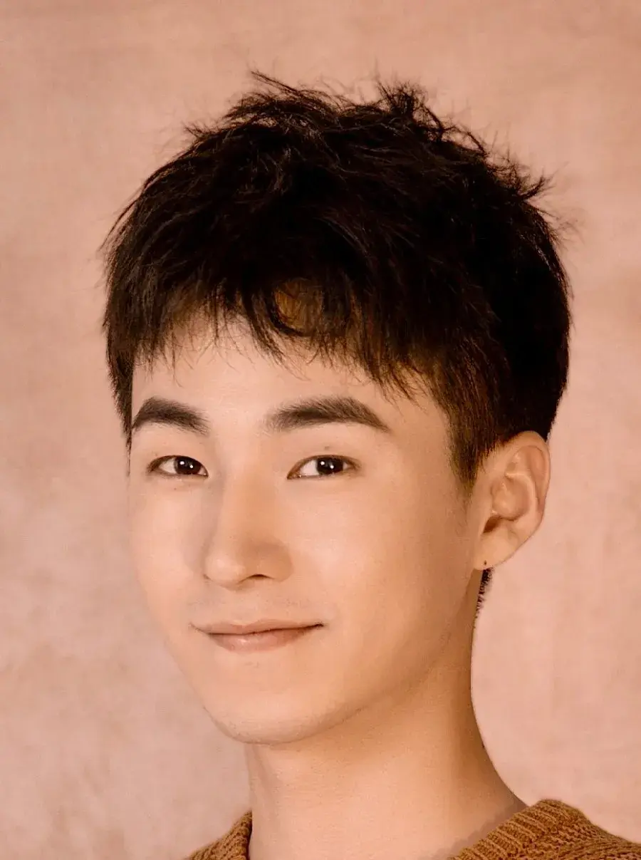 بیوگرافی Lei Liu