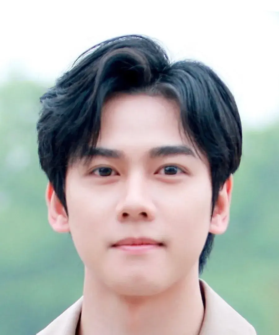 بیوگرافی Min Xing Han