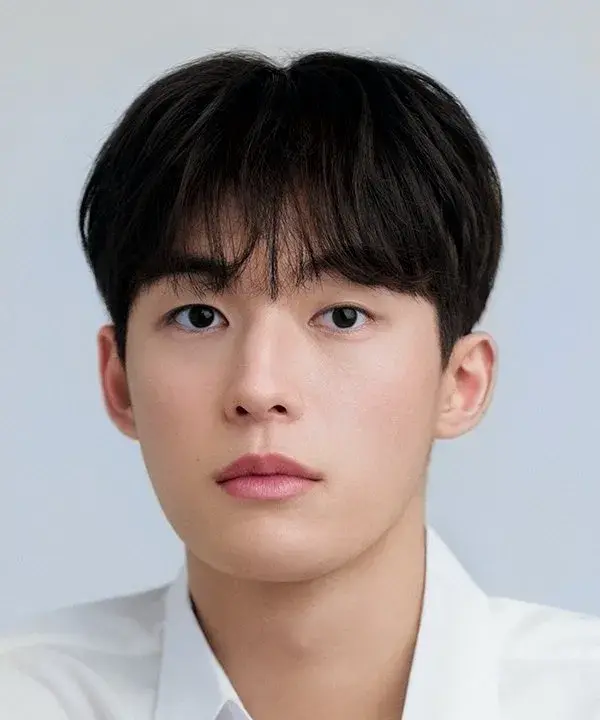 بیوگرافی Park Jeong Woo