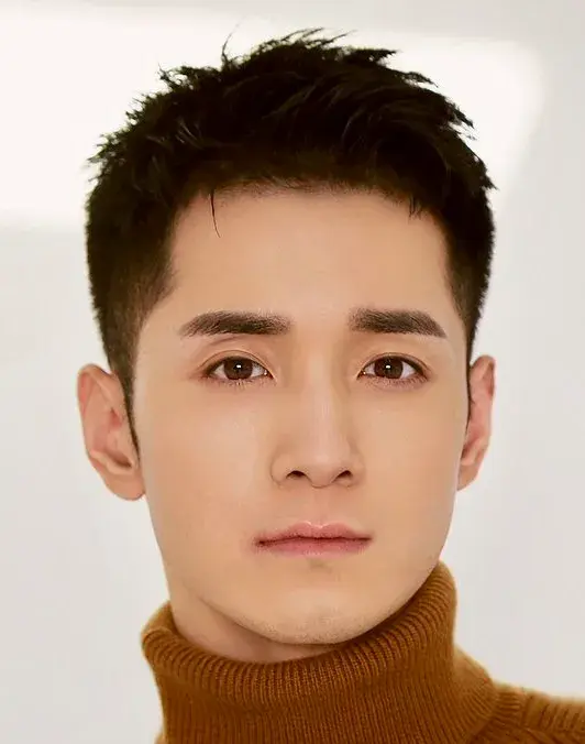 بیوگرافی He Feng Tian