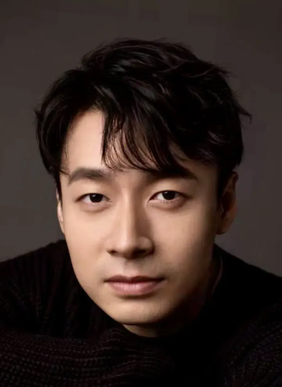 بیوگرافی Yu Qing Bin
