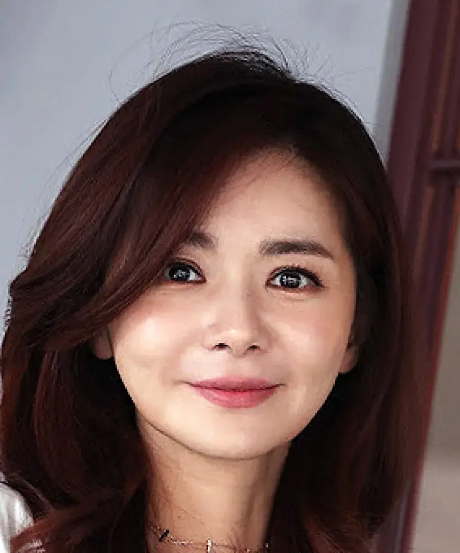 بیوگرافی Jang Seo Hee