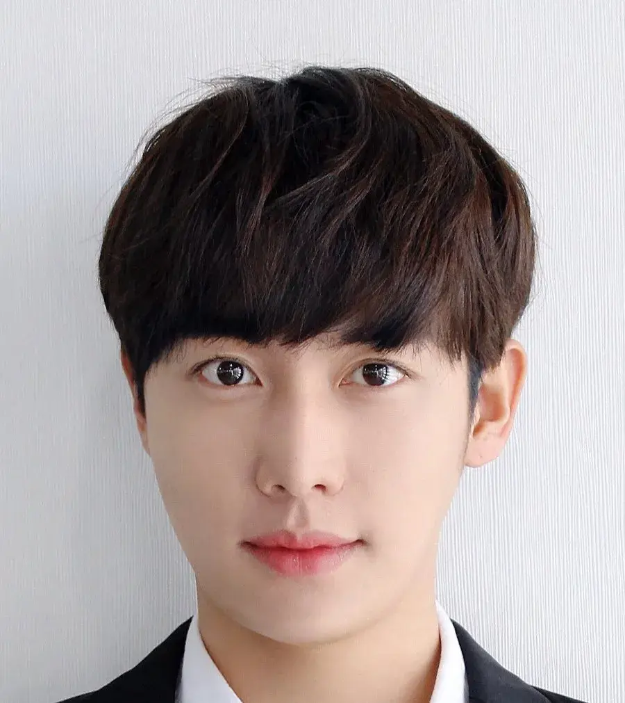 بیوگرافی Kwon Hwa Woon