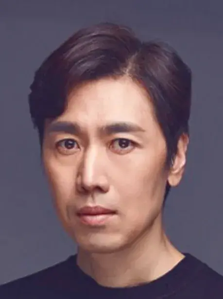 بیوگرافی Kim Yoon Tae